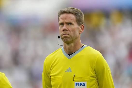 ????OFICIAL???? Drew Fischer canadiense que pitó el polémico El Salvador vs Panamá fue designado para pitar el partido entre Costa Rica y Honduras en el INS Estadio ????????????????
