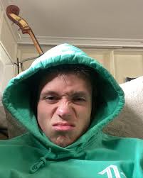 Van Garrison (@vanhasnohands) • Instagram photos and videos