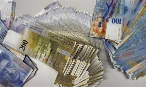 Le franc suisse est la devise pour la suisse (ch, che), et liechtenstein (li, lie). Swiss Franc Jumps 30 Percent After Swiss National Bank Dumps Euro Ceiling Reuters