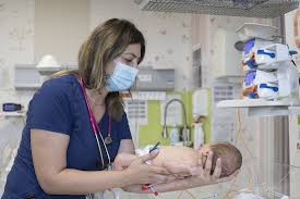Contact regina maria spitalul baneasa. Dr Mihaela Apostoae Neonatologia InseamnÄ Mult Mai Mult Decat Apgar 10 Flori Baloane Èi Magie