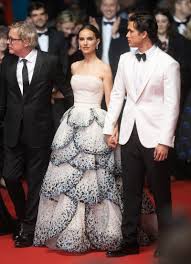Natalie Portman Revived One of the Most Famous Dior Gowns of All Time on  the Cannes Carpet | Glamour