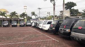 Check spelling or type a new query. Diwarnai Aksi Kejar Kejaran Polisi Tangkap Pencuri Mobil Pikap Di Cianjur Dikejar Dari Majalaya Halaman All Tribun Jabar