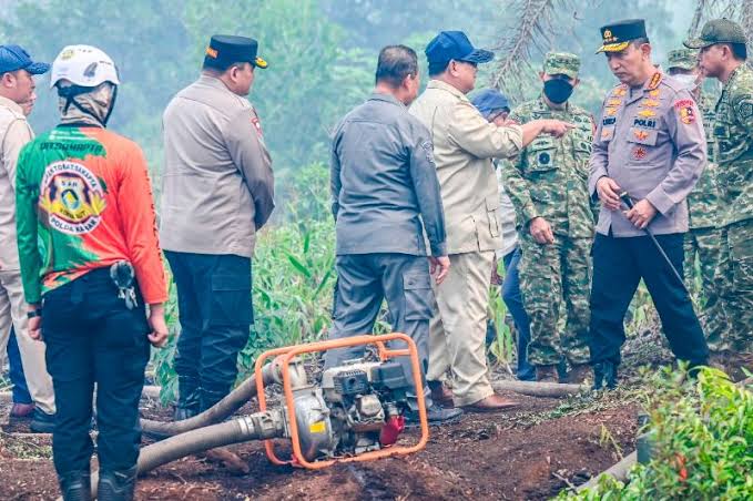 Satu Komando Penanganan Karhutla Sumatra-Kalimantan, Pemerintah Serius Lindungi Rakyat