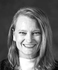 Ariana Buckingham's Instagram, Twitter & Facebook