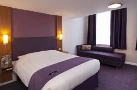 Expedia has a diverse selection of hotels worldwide, so if you're looking for your preferred hotel brand, you are sure to find it here. Premier Inn London Waterloo Hotel London United Kingdom Overview