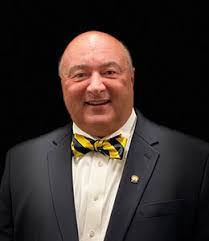 Donald Peace's Instagram, Twitter & Facebook