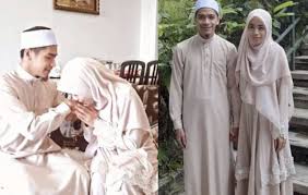 Check spelling or type a new query. Kembali Rujuk Da I Farhan Dan Bekas Isteri Pertama Fatin Kembali Bersama Pada 1 Syawal
