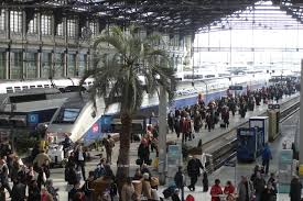 Horaires rer d gare de lyon. Gare De Lyon Arrivees Et Departs Des Trains Adresse Les Infos Pratiques