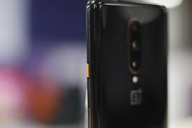 The new oneplus 7t pro 5g mclaren has a mouthful of a name, but it's probably the first 5g phone that's even worth your consideration. Oneplus 7t Pro Mclaren Edition Review Oneplus 7t Pro Mclaren Edition Review Rating Gadgets Now