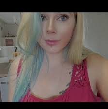 Unique venues for large family gatherings near Brechin and Midland?