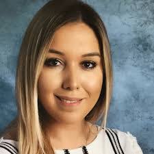 Heidi Negron's Instagram, Twitter & Facebook