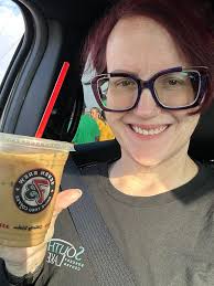 Excellent customer service at New Bern 7 Brew coffee shop