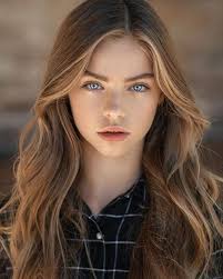 2017년 세계에서 가장 아름다운 10명 에 뽑힌 jade weber 몇살처럼 보여요 ブロンドモデル ポートレイト 外国人女性