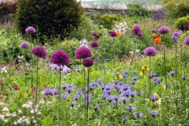 Select from premium wilder garten of the highest quality. Gartengestaltung Der Naturliche Garten Butenas Holzbauten