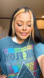 YA LOOKIN 👀🤪#fyp #foryou #fypシ #dojacat #viral #follow #glowtobedifferent  #love #lgbtq #women #hair #new