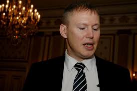 Chilean salmon market in trouble: The closed US market expands frozen  stocks of salmon in Chile