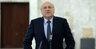 دخل نجيب ميقاتي العمل السياسي قادما من عالم المال والأعمال وتولى رئاسة الحكومة مرتين من قبل وكان نائبا في البرلمان عن مدينة طرابلس 6r9w00nqll7rgm