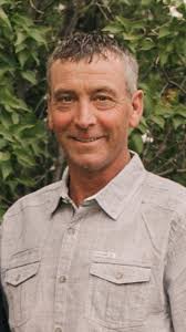 Wade Robertson Obituary