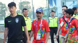 Partai perempat final yang mempertemukan tim putra korea selatan melawan tim putra malaysia akan disiarkan di court 1. Malunya Son Heung Min Korea Selatan Dikalahkan Malaysia