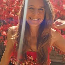 Dr. Jane Goodall says stories, not 'confrontation,' can convince people to  care about the environment via NowThis Her