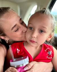 Julie Kyle (@mrskyle17) • Instagram photos and videos