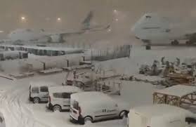 Madrid area fully snowing by filomena storm! U4ya7kucdhz7fm