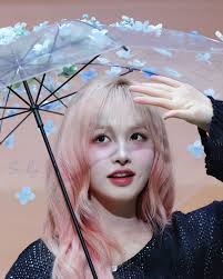 Elsa?🐱❄️ follow @luolo._su #ive #liz #card #小卡#kpop #iveliz #lizive  #Kimjiwon #yujin #wonyoung #gaeul #rei #leeseo #ive小卡 #kpopidol  #kpopcollection #unboxing #IVE #LIZ #김지원 #ジウォン #starship #dive #iam  #lovedive #eleven