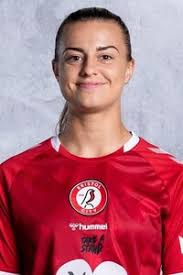 Ella Powell :: Photos :: playmakerstats.com