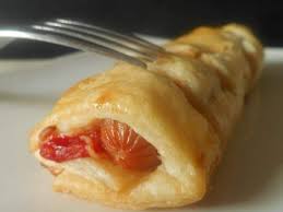 Ketchup Ou Moutarde Recette Plat Friand Hot Dog Par Lacuillereauxmilledelices Friand Plat A Base De Fromage Alimentation