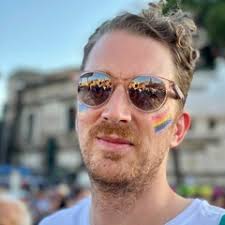 Stream Thomas R. Hilder music