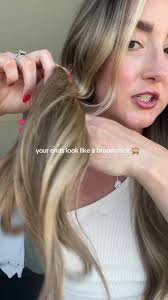 Curve at The Ends of Hair Brcause of Shoulders How to Fix