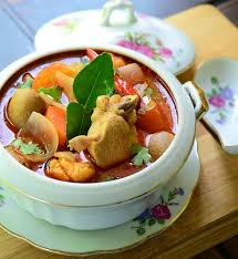 Simak resep tom yam ayam yang gurih dan shutterstock/zu kamilovilustrasi tomyam ayam. Resipi Tomyam Ayam Dapur Tanpa Sempadan