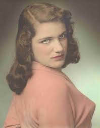 Luisa Mathews's Instagram, Twitter & Facebook