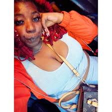 We all no she the favorite lol but she the only girl to lol they so cute I  like how they so close