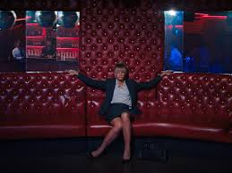 A young woman, traumatized by a tragic event in her past, seeks out vengeance against those who crossed her path. 54pqhwuia4hinm