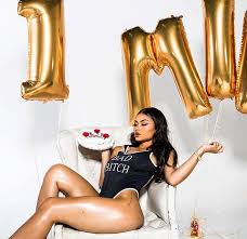 Baddie Tumblr Baddie Birthday Photoshoot With Friends Pin On Birthday Behavior