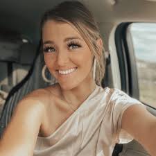 Demi Hunt Touchstone (@hunt_demi)