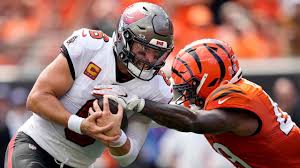 Can't-Miss Play: Mayfield's miraculous scramble ends with QB's wild 