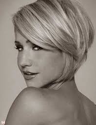 Blunt cuts feature hair that's mostly a uniform length and are well suited to more finely textured hair, while layered bob haircuts utilize different lengths to create shape and dimension. 20 Short Layered Bob Hairstyles 2014 2015 Bob Haircut And Hairstyle Ideas