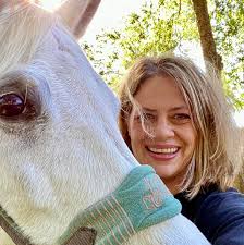 What colleges are best for licensed therapist programs?