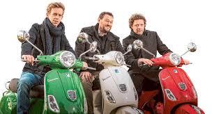 Jonas van geel (bierbeek, 10 december 1984) is een vlaams acteur en presentator. Digikrant Het Belang Van Limburg Reader Pauw Acteurs