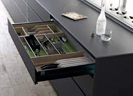 cuisine italienne design 40 idees fascinantes par valcucine cuisine moderne rangement tiroir cuisine et idee cuisine