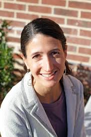 Biology lecturer inspires a 'spirit of inquiry' in her students