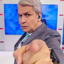Saudações a quem tem coragem! Fenaj Apoia Dora Tupinamba E Repudia Conduta De Sikera Junior Jornalista E Alvo De Ataque Nas Redes Sociais Portal Do Marcos Santos