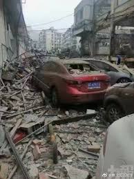 今天（13日）早晨6:30，湖北十堰市张湾区艳湖小区发生燃气爆炸事故，爆炸造成多人被困，部分人员受伤。 目前，当地正在组织救援。 事故原因正在调查中。 （原标题为《湖北十堰发生一起燃气爆炸事故 部分人员受伤》）. Lzeejimdksc5em
