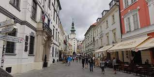 Exact time now, time zone, time difference, sunrise/sunset time and key facts for bratislava, slowakije. Bratislava Top 10 Bezienswaardigheden Hoofdstad Slowakije