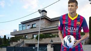 When neymar joined santos and succeeded as a youth footballer, he was paid a considerable amount of money which helped his family acquire their first property. Neymar Da Silva Santos Junior Profile Photos Successstory
