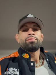 Often times ppl are in the pursuit of happiness. But real shit , the  happiness is in the pursuit 🥷 barrrr