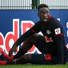 Turnamen ini diselenggarakan di selandia baru pada 30 mei hingga 20 juni 2015. Augustin Millionen Rb Wartet Auf Fifa Urteil