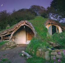 15 Incredible Self Sustaining Homes For Your Homesteading Passion Woodland House Hobbit House Earth Sheltered